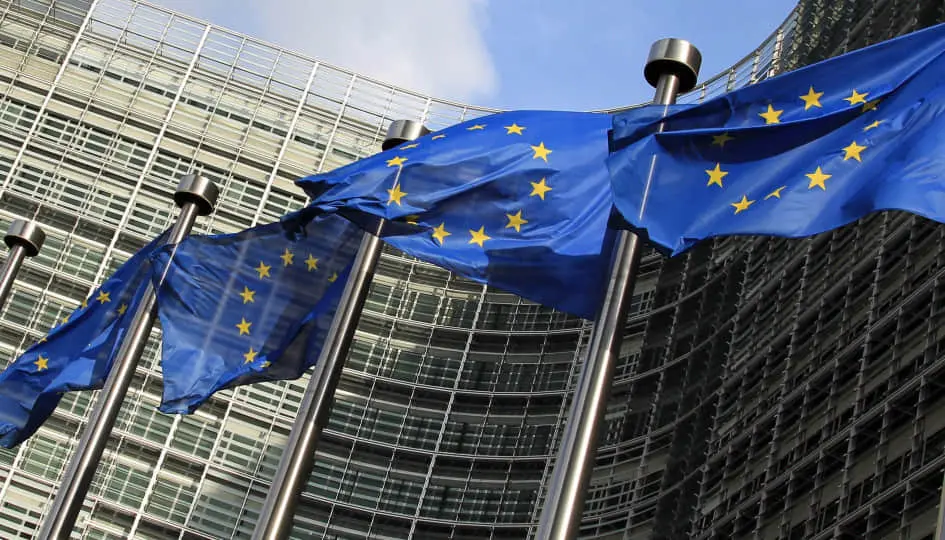 У ЄС через Угорщину обговорюють зміни в голосуванні за поновлення санкцій проти РФ