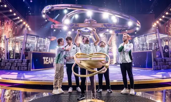 Team Falcons - чемпионы The International 2025