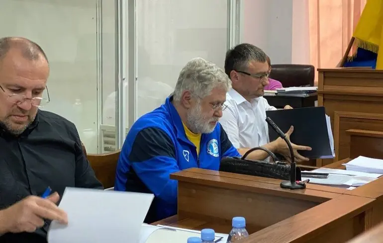 Коломойський та Порошенко хочуть обʼєднати справи про оскарження санкцій РНБО