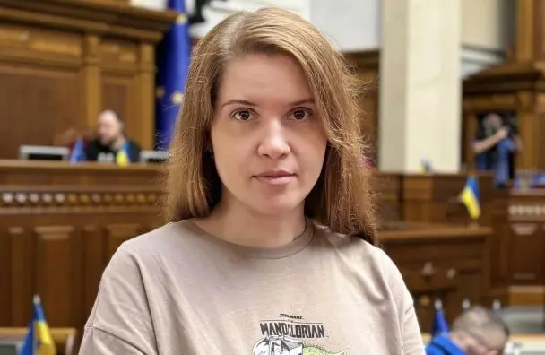 Синдром Аспергера й доступ до держтаємниці: Безугла відповіла на закиди журналіста