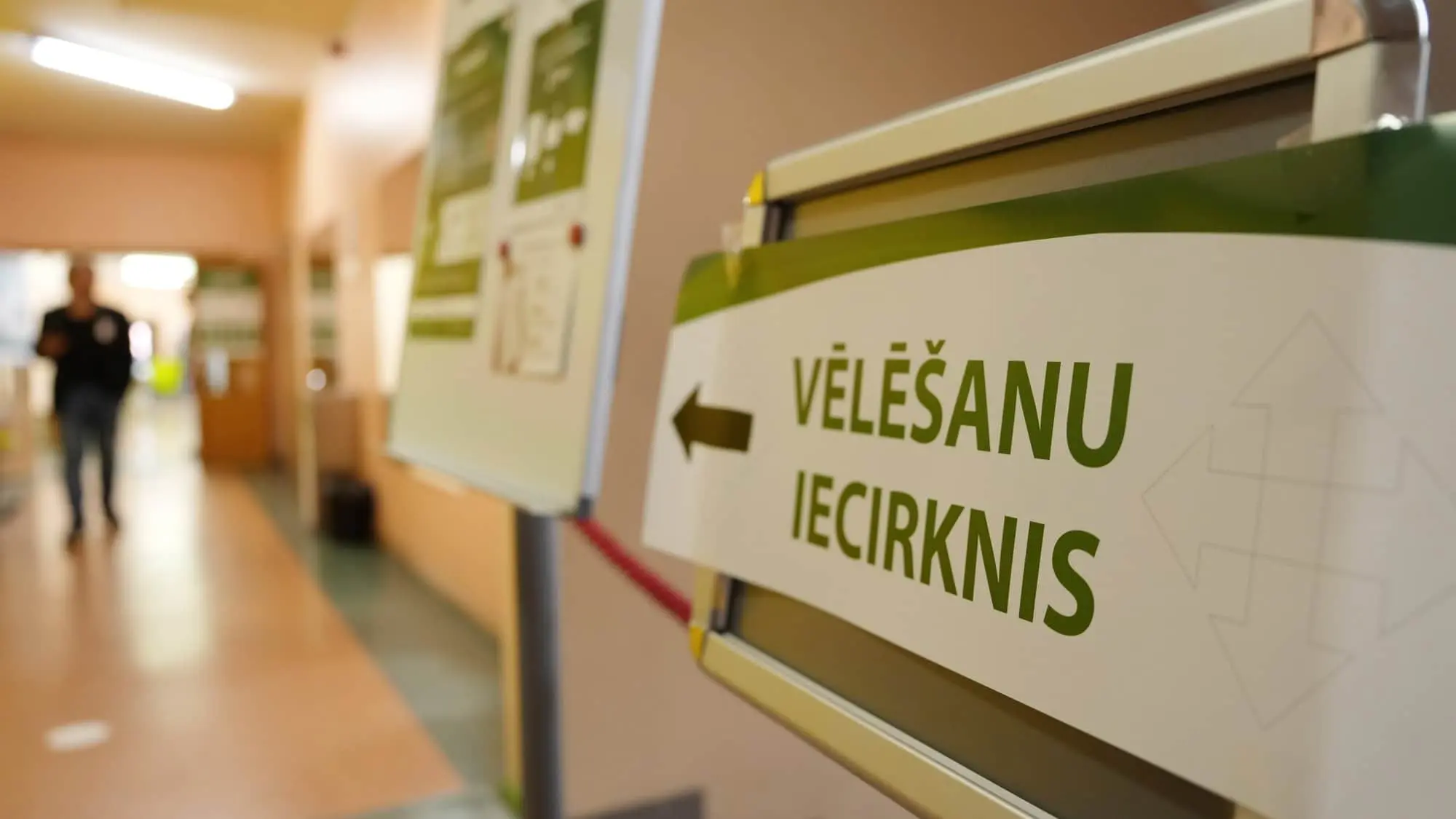 На місцевих виборах у Латвії виникли технічні проблеми: президент обурений