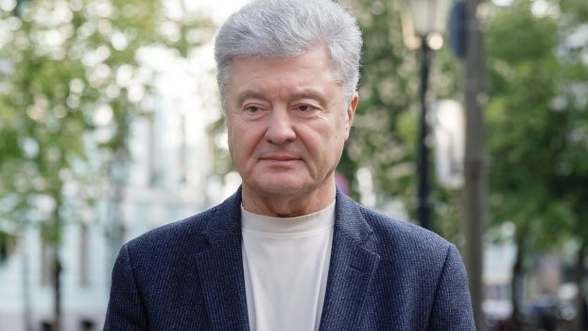 В "Євросолідарності" заявили про блокування участі Порошенка у ПА НАТО