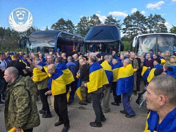 Коли завершиться обмін полоненими "1000 на 1000": Зеленський назвав дату