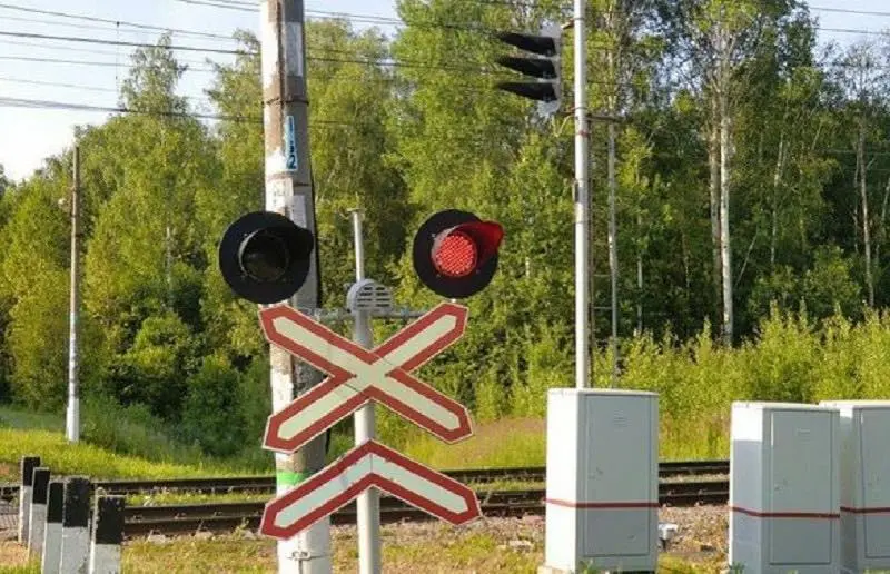 У Глевасі ввечері закриють залізничний переїзд