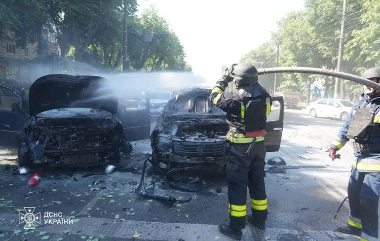 В Сумах завершили рятувальні роботи після ранкового обстрілу: четверо загиблих та 28 поранених