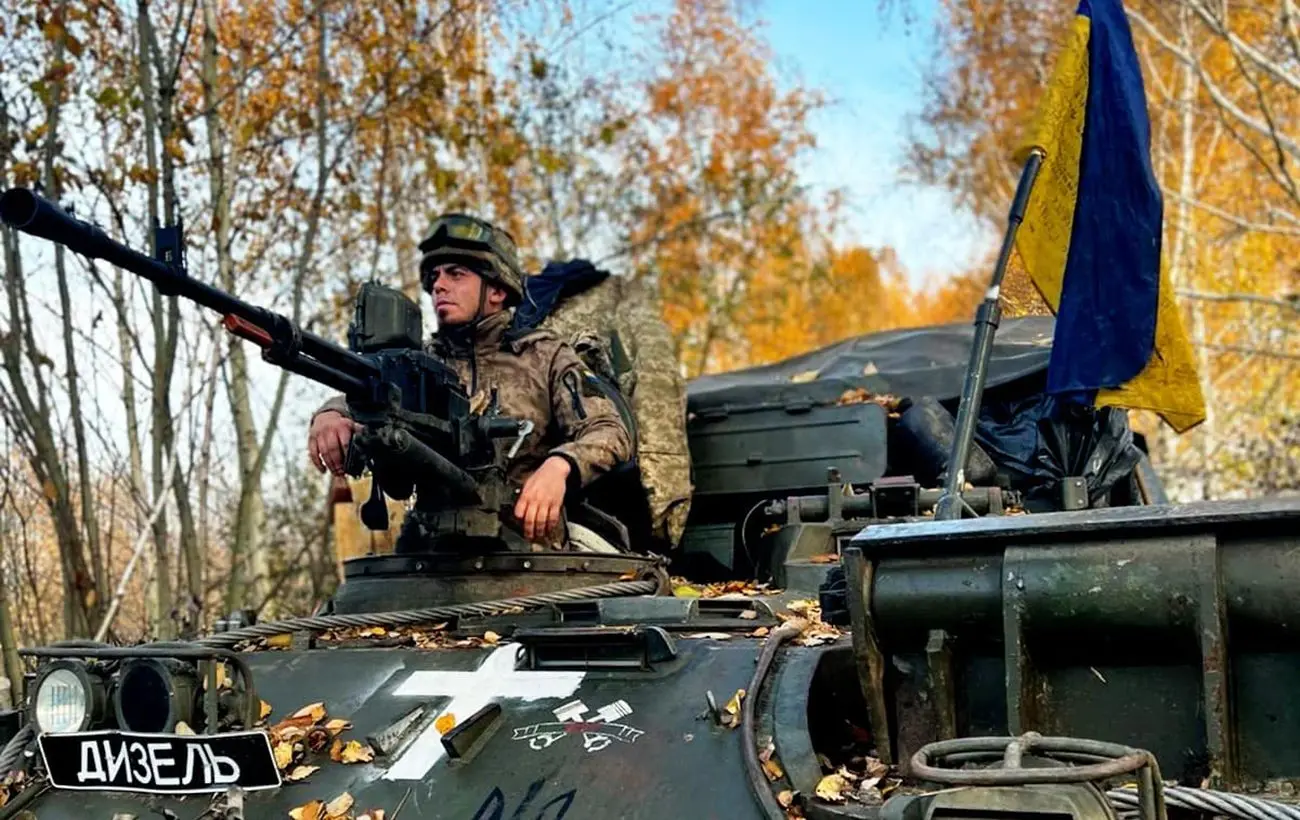 Десятки авіаударів та тисячі дронів: Генштаб повідомив про 200 боїв за добу