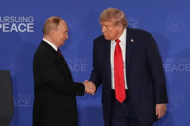 Мирна угода з Росією: Трамп розповів деталі розмови з Путіним