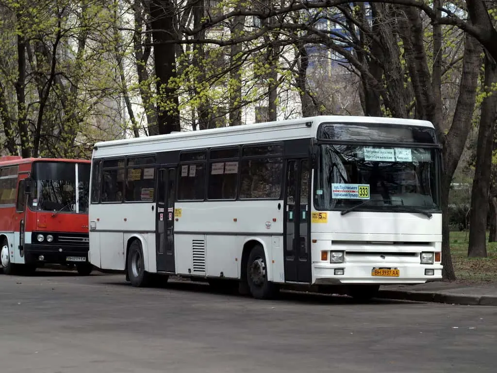 В Одесі тимчасово перенесли кінцеву чотирьох маршруток